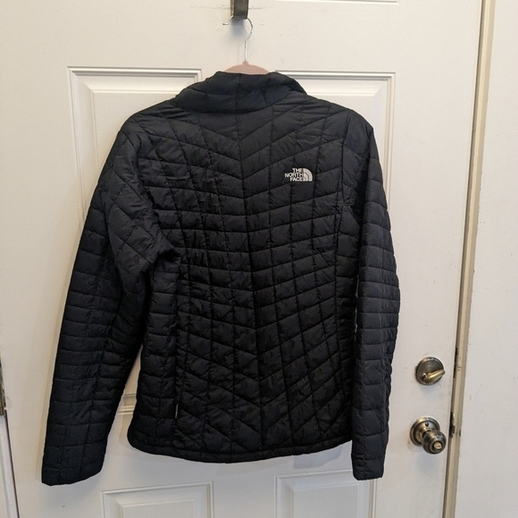 The North Face ThermoBall Trekker Jacket - Picture 6 of 7